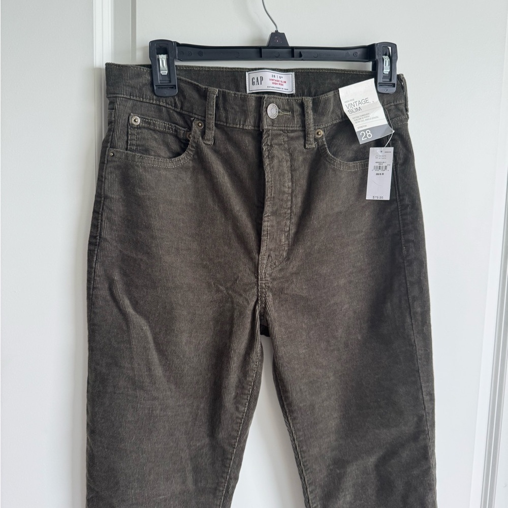 GAP Women’s Corduroy Pants in Dark Brown NWT